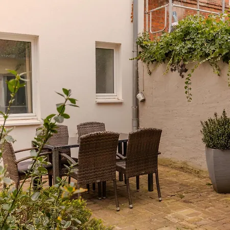 Moderne & Gemuetliche Altstadt-maisonette Nahe Hafen Wißmar