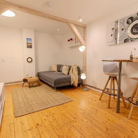 Moderne & Gemuetliche Altstadt-maisonette Nahe Hafen Apartmán Wißmar