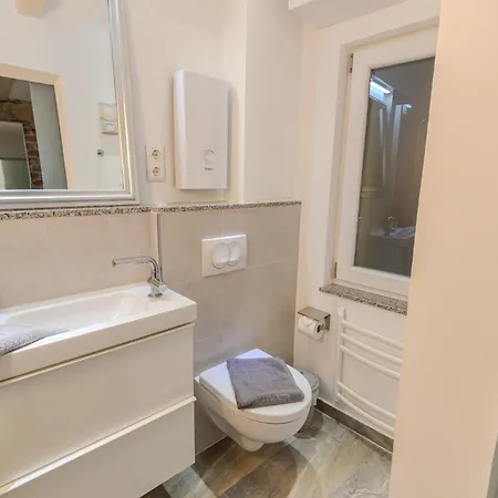Moderne & Gemuetliche Altstadt-maisonette Nahe Hafen Apartmán Wißmar
