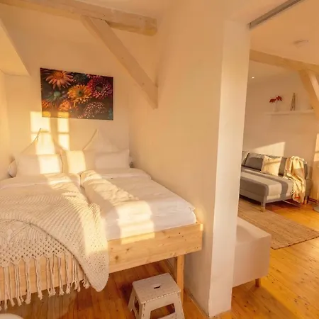 Moderne & Gemuetliche Altstadt-maisonette Nahe Hafen Appartement *