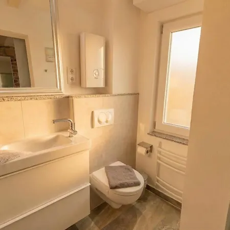 Moderne & Gemuetliche Altstadt-maisonette Nahe Hafen 아파트 Wißmar